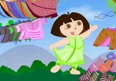 Vistiendo lo más mona posible a Dora